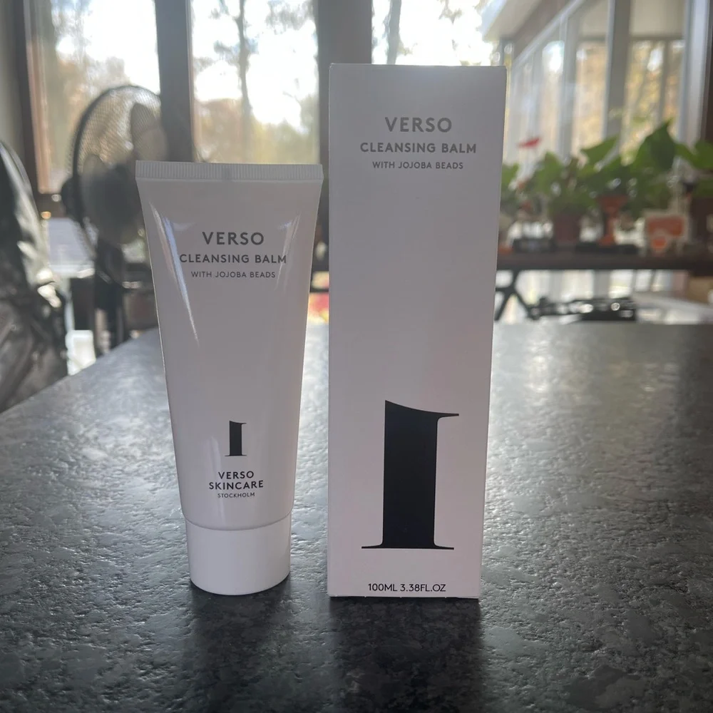 VERSO Cleansing Balm great for very dry and sensitive skin, visibly calming